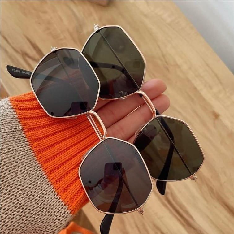 Fashion & Accessories